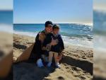 Paula Echevarr&iacute;a y Miguel Torres disfrutan de una escapa a Marbella junto a su hijo