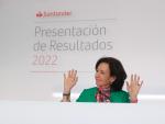 La presidenta del Banco Santander, Ana Botín, anuncia los resultados del año 2022, el 2 de febrero de 2023, en Madrid.