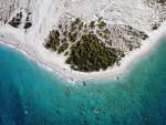 La zona de Palas&euml; est&aacute; situada en la costa j&oacute;nica de la Riviera Albanesa.