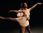 La compa&ntilde;&iacute;a de danza Las Artes presenta 'Gala evoluci&oacute;n de la danza'.
