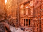 Al Khazneh (El Tesoro) en la antigua ciudad de Petra