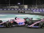 Alonso y Ocon, a punto de tocarse en el GP de Arabia Saud&iacute; de 2022.
