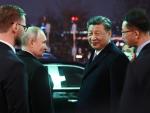 Xi Jinping se despide de Putin tras su visita a Mosc&uacute;.