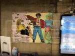 Mural ochentero que se ha encontrado en los pasillos de la estaci&oacute;n de metro Verdaguer de Barcelona.