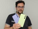 Review en la que 20Bits prueba y compara los m&oacute;viles estrella de la gama media Samsung, dos smartphones que desprenden atractivo y que parten de los 400 y de los 500 euros