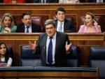 El ministro de Inclusión, Seguridad Social y Migraciones, José Luis Escrivá, interviene en el Senado.