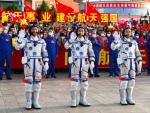 Los astronautas que estrenar&aacute;n la estaci&oacute;n espacial china.