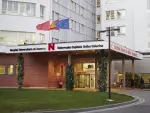 Entrada del Hospital Universitario de Navarra.