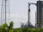 La cápsula SpaceX Falcon 9 y Dragon Endurance están listos en la plataforma 39A para la misión Crew-7.