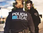 Agentes de policía local de Ibiza (Foto de ARCHIVO).