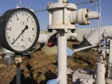 Un manómetro de gas de un gasoducto principal de Rusia en el pueblo de Boyarka, cerca de Kiev.