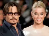 Johnny Depp y Amber Heard en la presentación de 'Los diarios del Ron' en noviembre de 2011.
