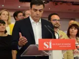 Pedro S&aacute;nchez valora los resultados en la noche electoral