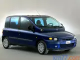 Se trata de un Fiat Multipla del año 2002. En su momento era el único monovolumen de este tamaño (3,99 metros de longitud) que tenía seis plazas con asientos individuales de buena anchura.