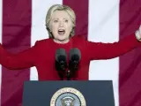 Hillary Clinton, durante el cierre de su campaña electoral, en las elecciones presidenciales de 2016 en EE UU.