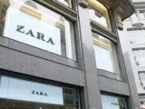 Imagen de la fachada de una tienda de Zara.