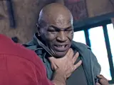 Mike Tyson vs Steven Seagal: lucha a muerte en el cine chino