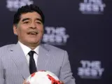 <p>Maradona, uno de los mejores jugadores de la historia.</p>