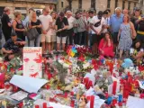 Acto en Las Ramblas, Barcelona, en memoria de las víctimas de los atentados terroristas cometidos el 17 de agosto de 2017 en Barcelona y Cambrils.