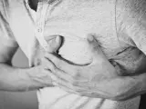 Un equipo del Centro Nacional de Investigaciones Cardiovasculares ha descubierto que los ataques al corazón que se producen por la mañana tienen una probabilidad de generar un área de tejido muerto un 20% mayor que la que provocaría el mismo infarto a otra hora del día.