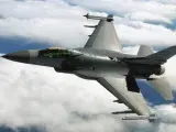 Un caza F-16 estadounidense, en una imagen de Wikipedia.