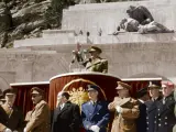 Imagen coloreada de Franco en el Valle de los Caídos, extraída del documental de DMAX: 'España después de la guerra: El franquismo en color'.
