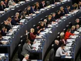 Votación durante el pleno del Parlamento Europeo en Estrasburgo.