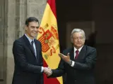 Pedro Sánchez y Andrés Manuel López Obrador en el Palacio Nacional de la Ciudad de México.