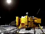 <p>El rover chino Yutu-2 desentraña la composición del manto lunar.</p>