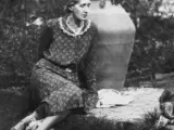 La autora Virginia Woolf convivió con varios perros, pero Pinka (en la imagen) siempre fue su favorita.