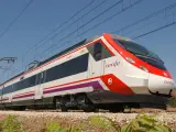 Tren de Cercanías Renfe turismo viaje ferroviario