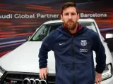 Leo Messi, con el Audi SQ7 que recibi&oacute; en la temporada 2018-19.
