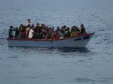 Italia autoriza el desembarco de los 182 migrantes del 'Ocean Viking' en Sicilia.