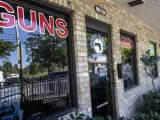 Tienda de venta de armas donde supuestamente Nikolas Cruz compró el arma empleada en el tiroteo de un instituto de Florida.