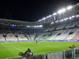 Gradas vacías del Allianz Stadium de la Juventus durante un partido sin público.
