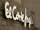 Imagen de recurso de una fachada con el logo de El Corte Inglés.