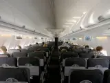 Imagen de archivo de la cabina de pasajeros de un avión.