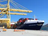 El Puerto Exterior de Ferrol se estrena en el tráfico de contenedores.