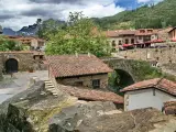 Potes. Liébana. Comarca lebaniega. Pueblo. Población. Casas. Rural. Cantabria.