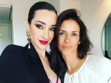 Adara Molinero y su madre, Elena Rodríguez, en una fotografía de Instagram.