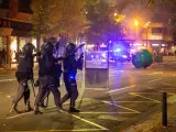 Cargas policiales de antidisturbios en Logroño.