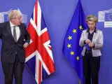 El primer ministro británico, Boris Johnson, y la presidenta de la Comisión Europea, Ursula von der Leyen, en Bruselas.