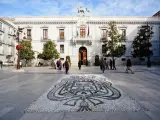 Imagen del Ayuntamiento de Granada, en la Plaza del Carmen