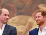 El príncipe Guillermo y el príncipe Harry, en abril de 2018.