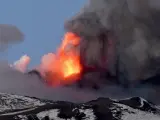 El volc&aacute;n Etna ha entrado este martes en erupci&oacute;n