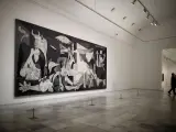 El 'Guernica' de Pablo Picasso en una de las salas del Museo Reina Sofía.