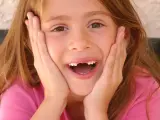 Las niñas suelen ser más prematuras que los niños en la caída de los dientes de leche