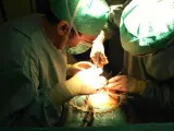 Archivo - Imagen de recurso una intervención quirúrgica para realizar un trasplante de órgano.