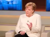 Angela Merkel, este domingo en la televisión alemana.