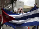 Cubanos que viven en Costa Rica exigen intervenci&oacute;n militar de Estados Unidos en la isla.